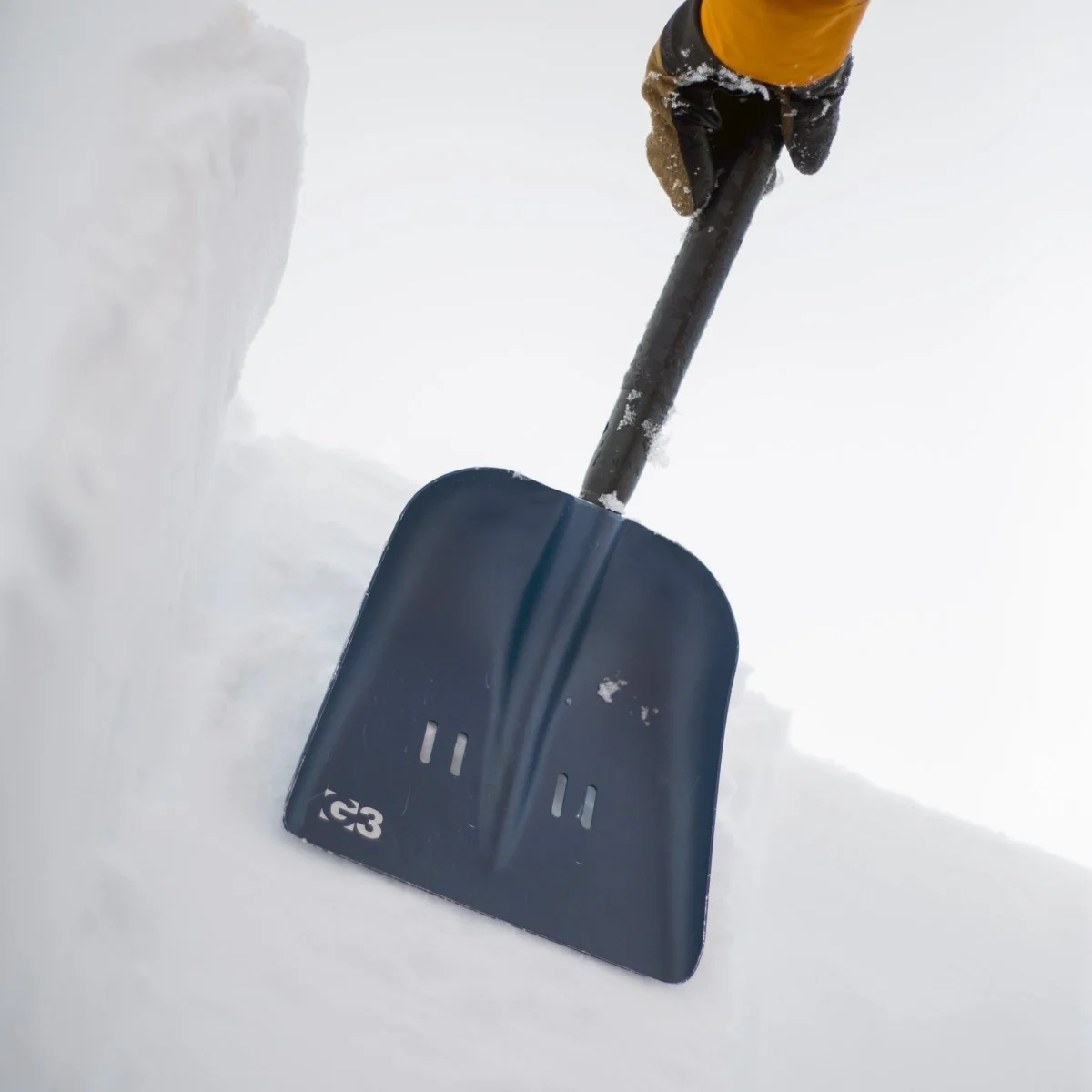 AVI Shovel - Image 4
